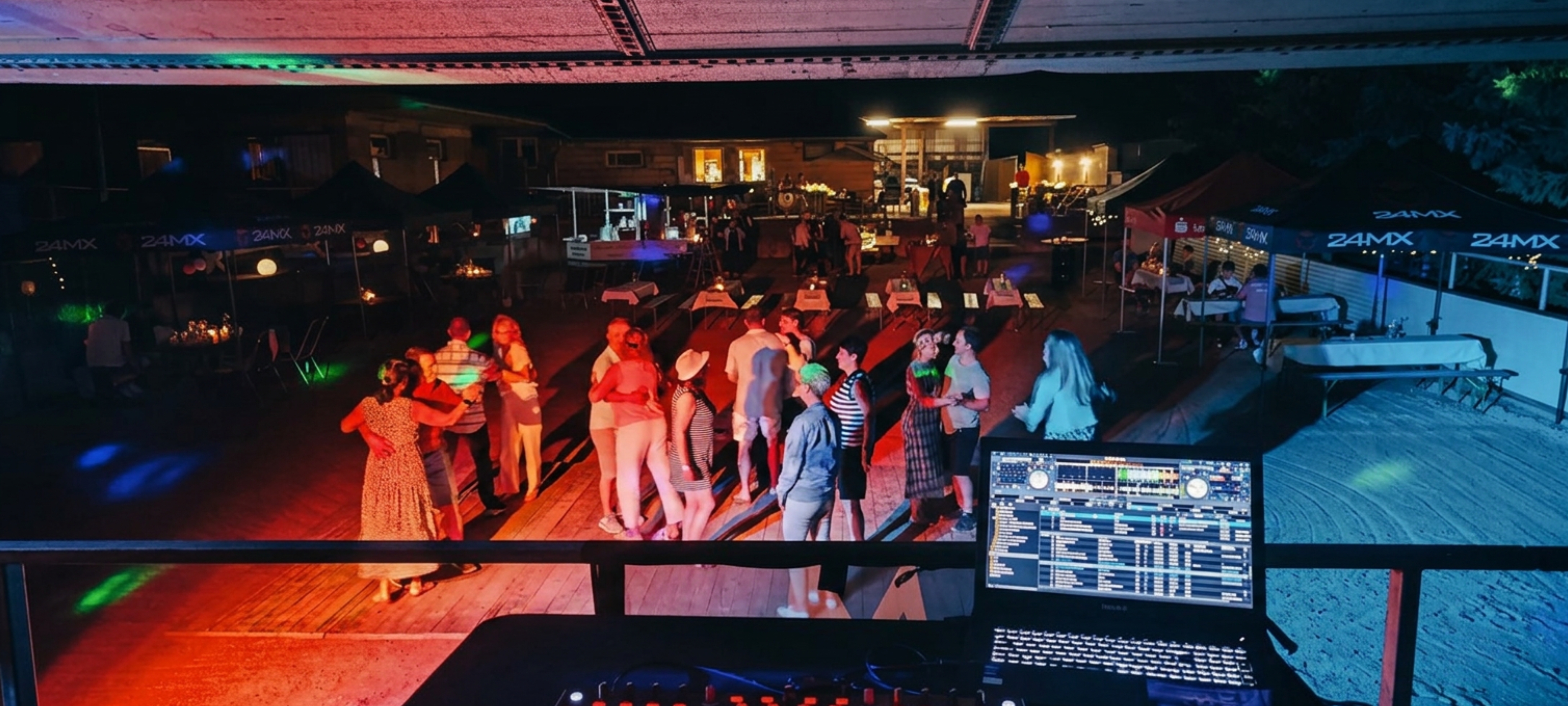 Licht- und Tontechnik von MELL-Event bei einer Open-Air-Hochzeitsfeier